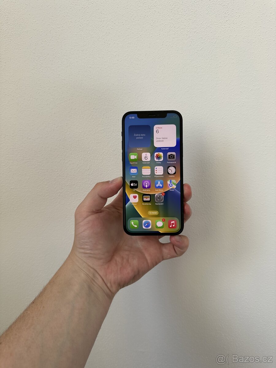 Apple iPhone 12 128GB Černá