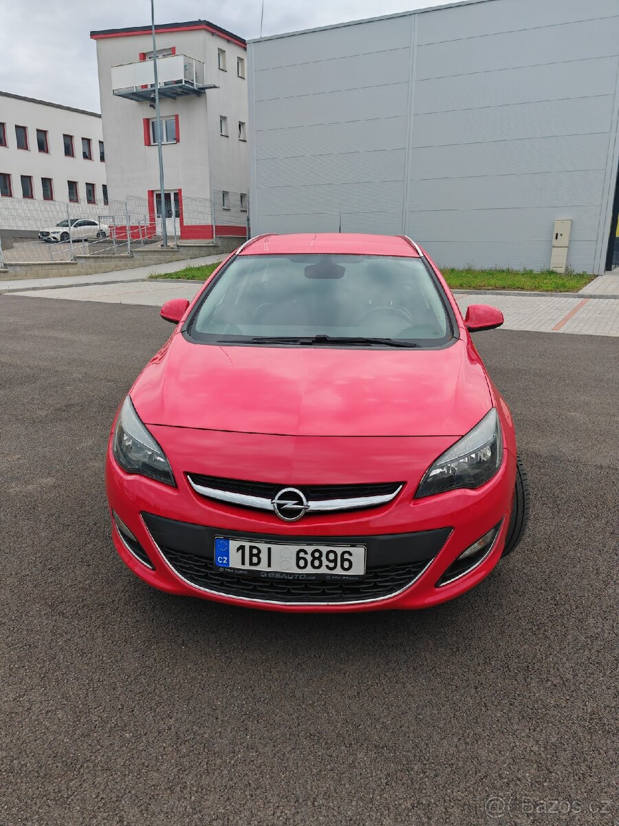 Opel Astra 1.6 125kw 2015