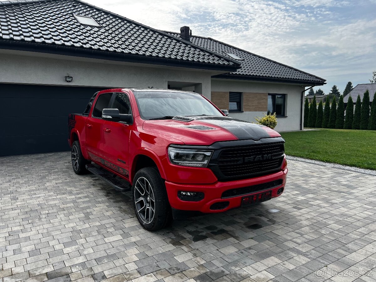 DODGE RAM LARAMIE 2021 5.7 V8 E-Torque 4x4