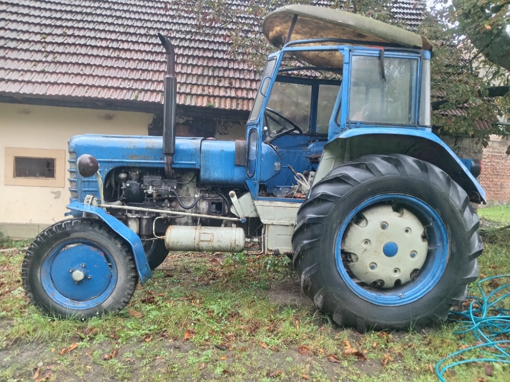 Zetor 4011 bez SPZ