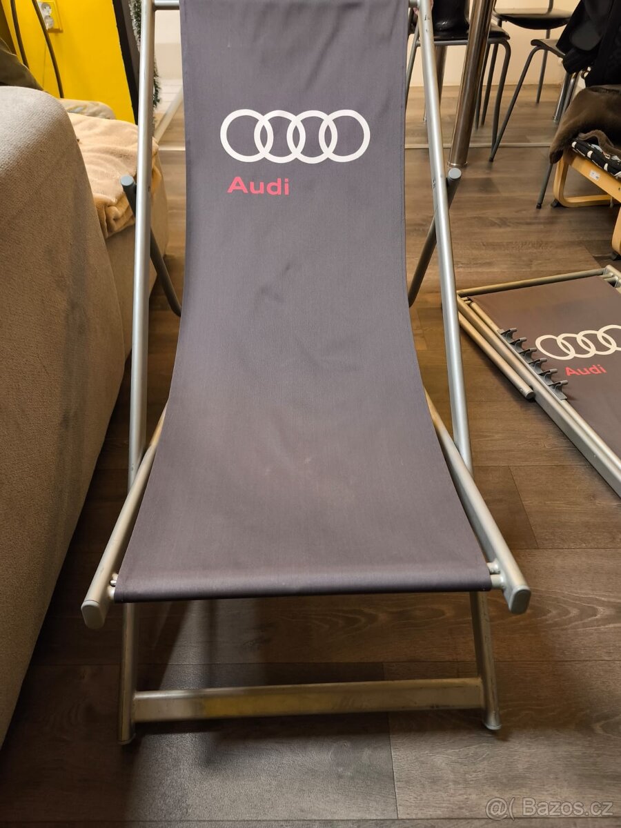 Audi zahradní lehátko