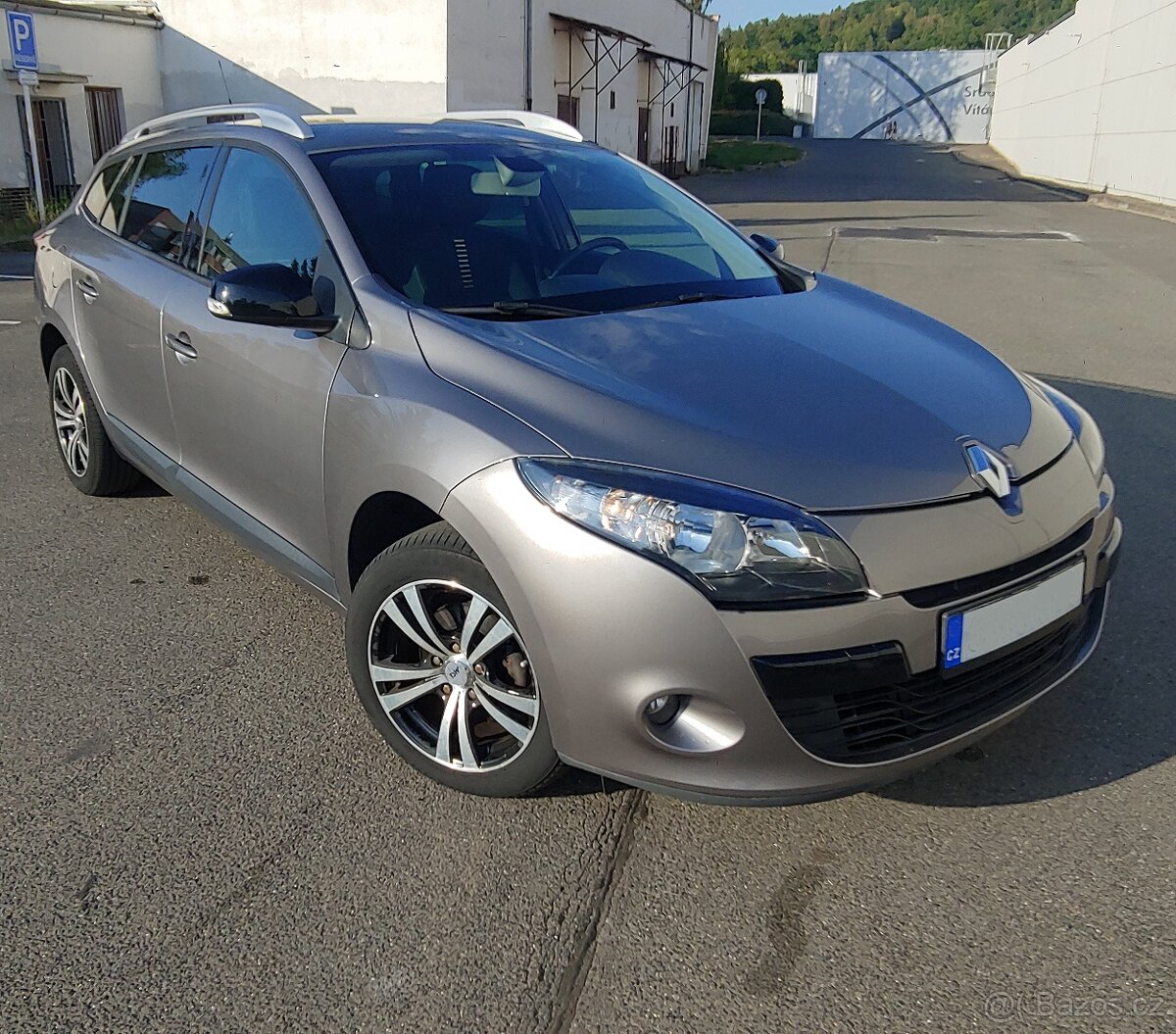 Renault Megane III (2011), benzín 1.6 (74kw), 146.000km