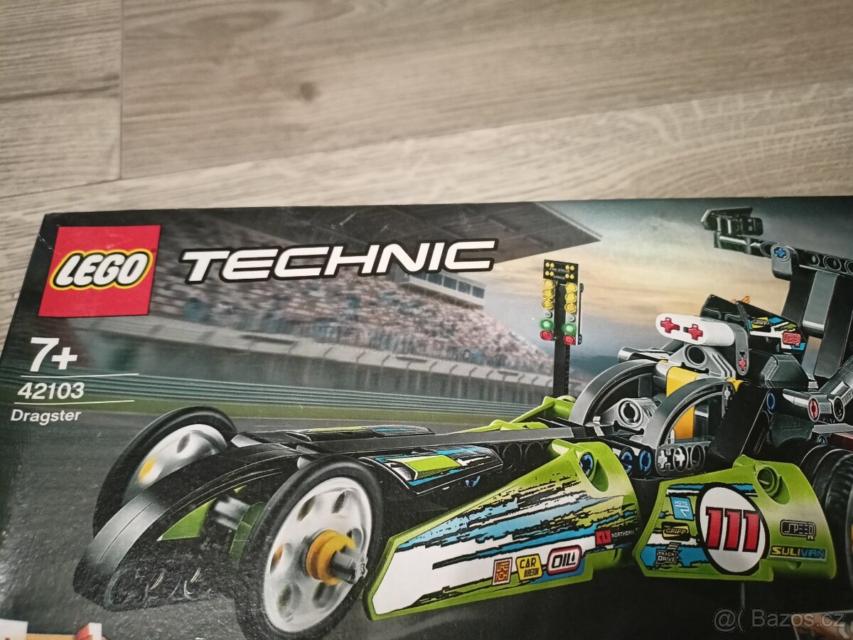 Lego auto nové