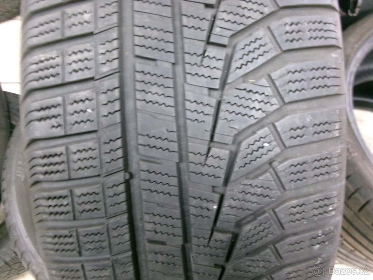 235/50 R19 HANKOOK (cca 5mm) č.15338