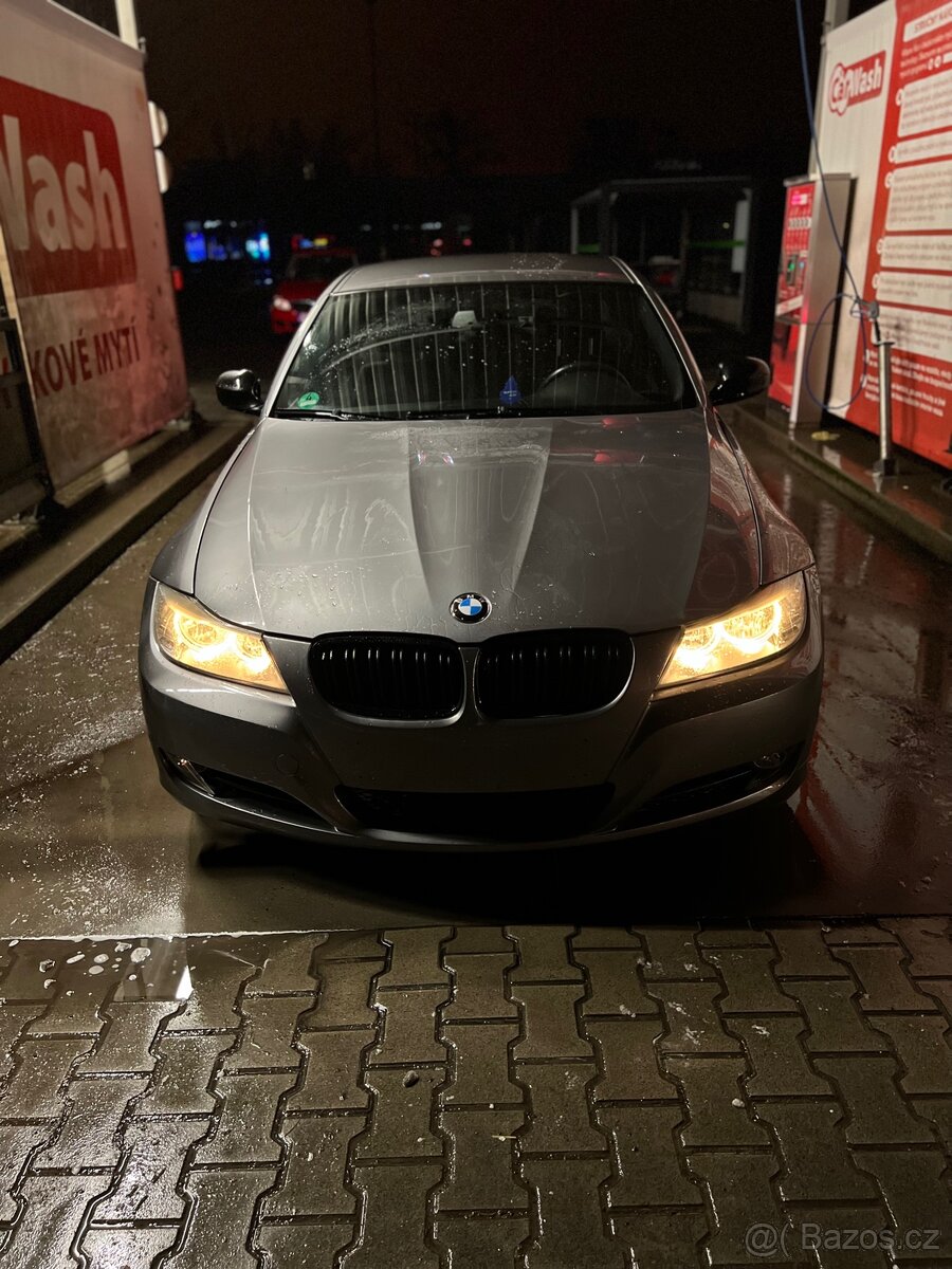 BMW e90 325i lci