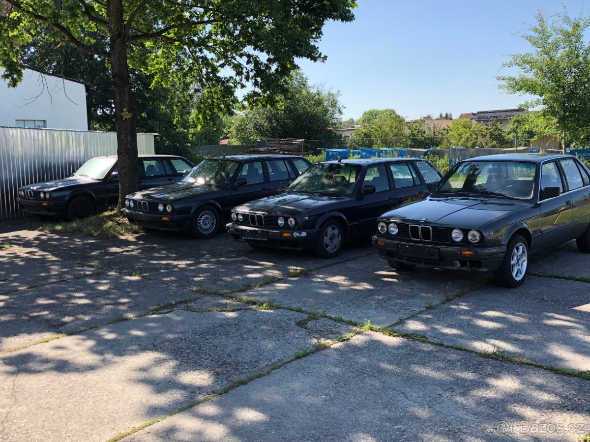 Náhradní dily BMW 3 E30 vice kusu  vse rozebrano