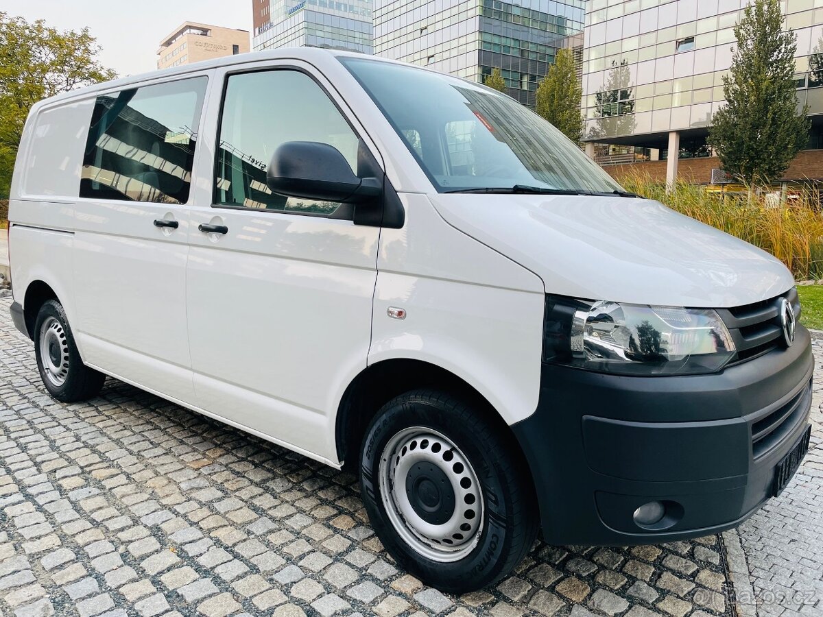 Volkswagen Transporter 2.0TDI DPH TAŽNÉ SERVISKA 6MÍST