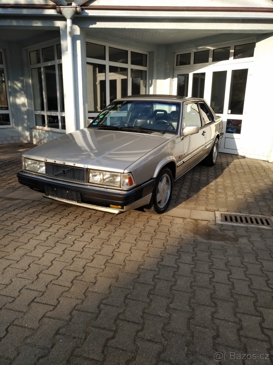 Volvo 780 COUPÉ 2.8V6 BERTONE TOP