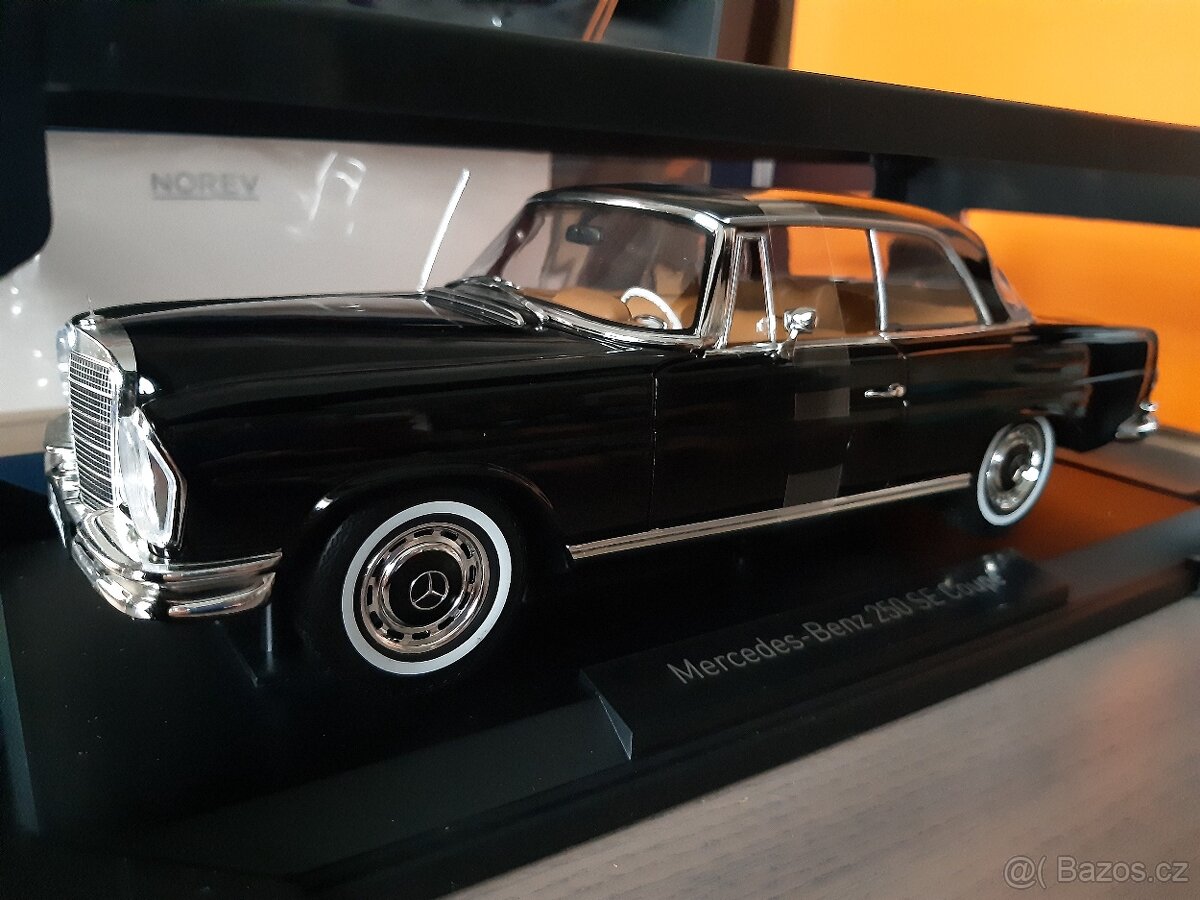 Mercedes-Benz a Citroën   1:18   Norev