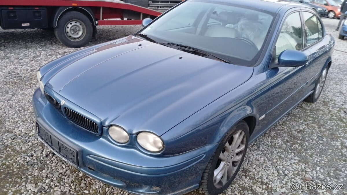 benzínový Jaguar  X-type  V6  2.5  144kW   4x4