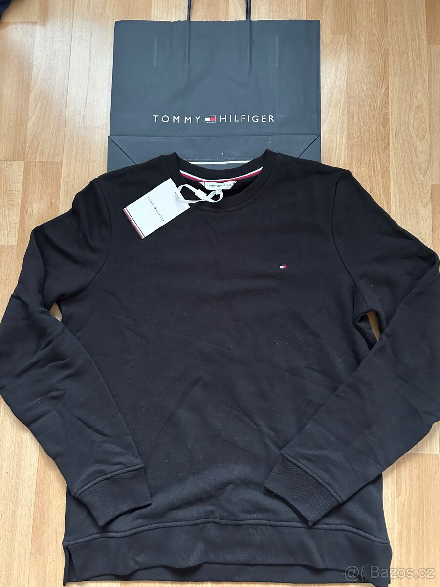 Nova mikina S ,saty,polo tricko Tommy Hilfiger,Gant vel