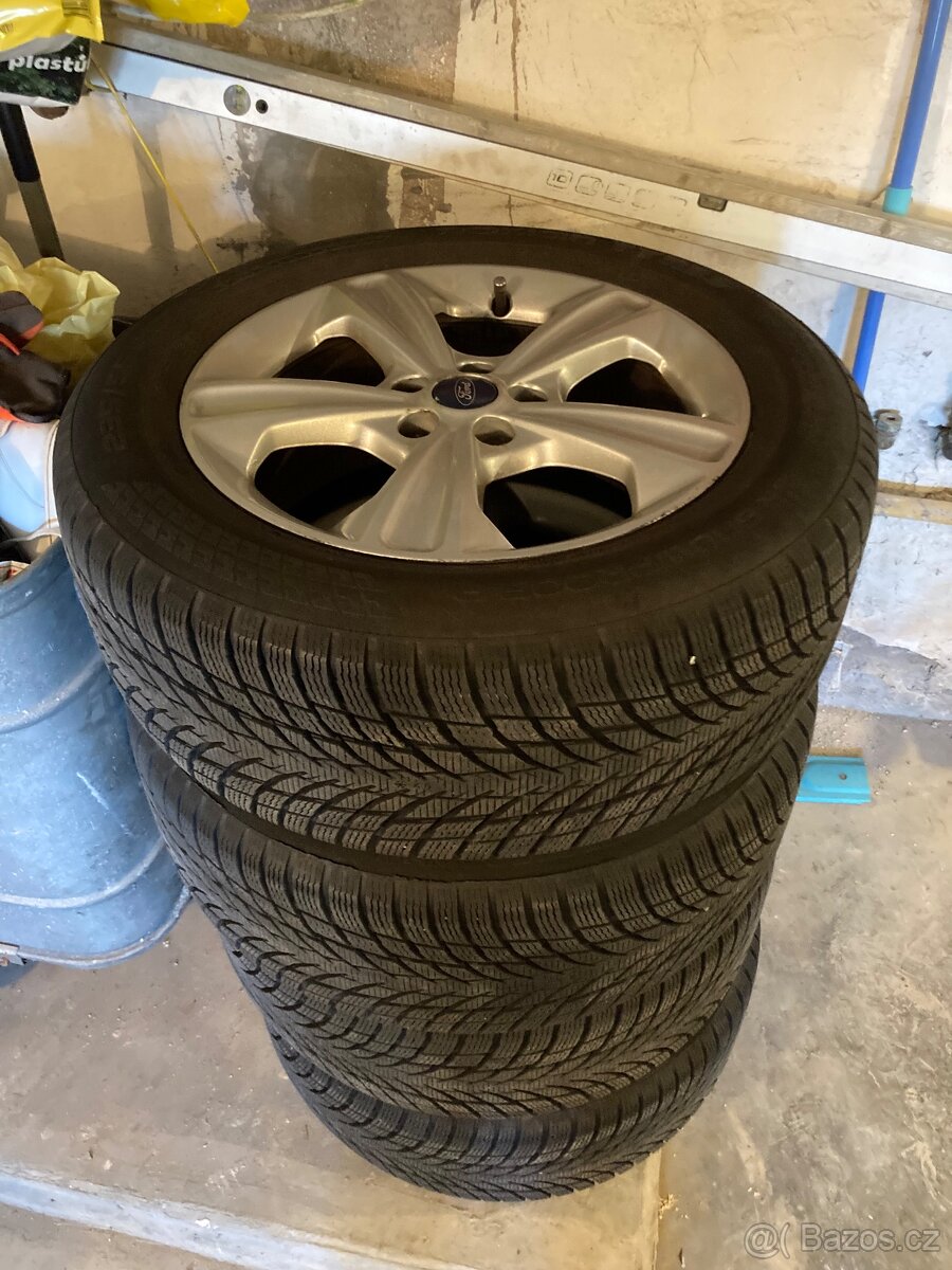 Originální sada Ford 235/55 R17