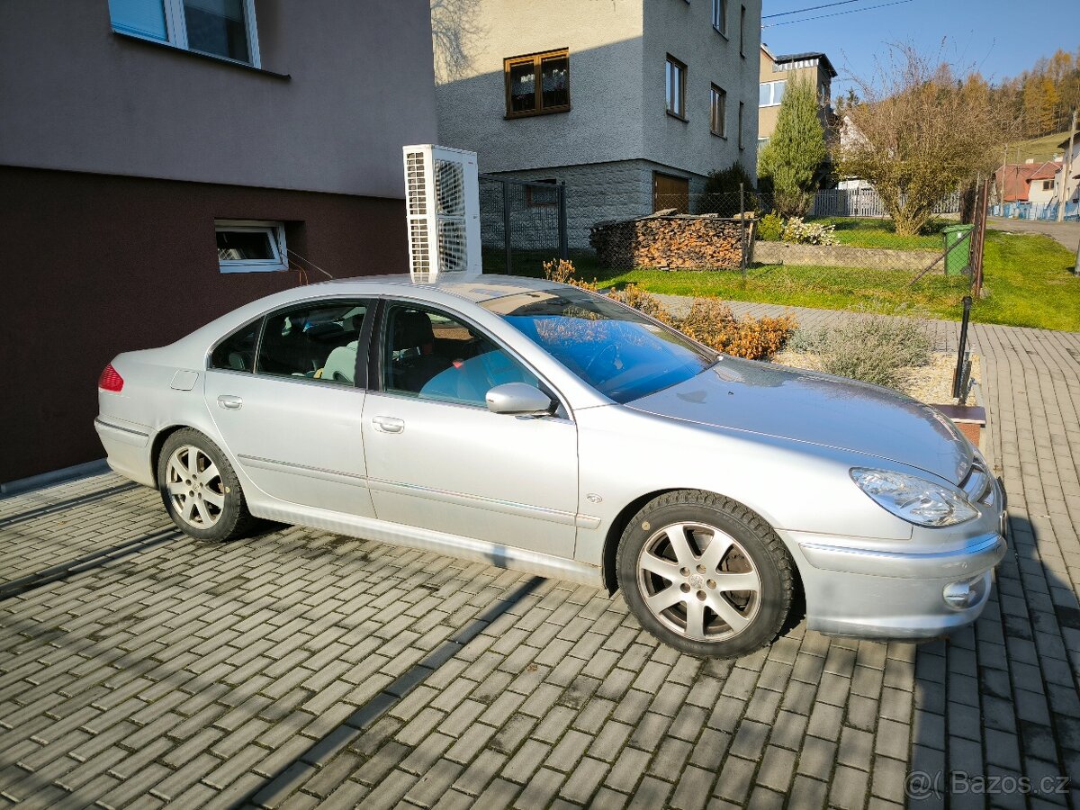 Peugeot 607