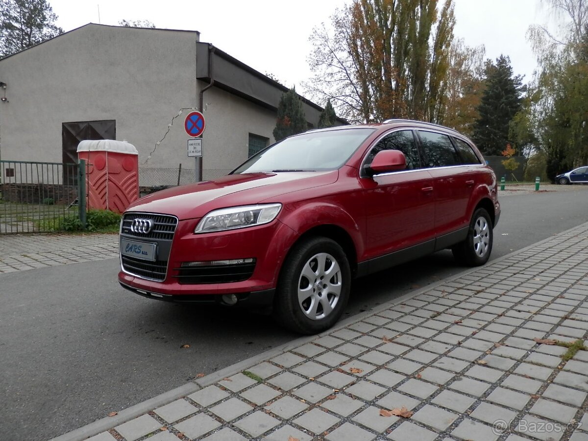 Audi Q7 3.0TDi 176Kw, 4x4 Tiptronic, Kůže, Navi