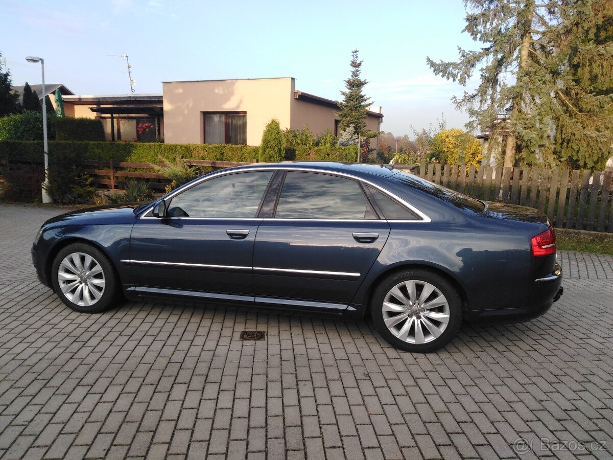 AUDI  A8 3.0 TDI