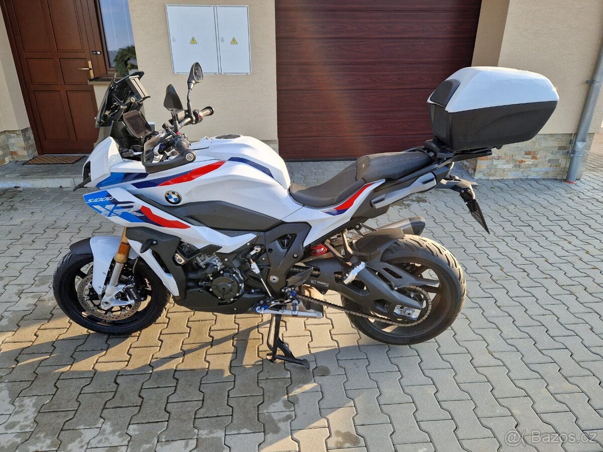 BMW S1000XR