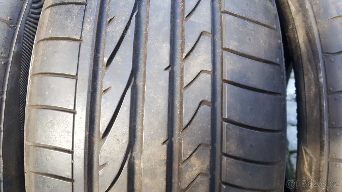 Bridgestone 255/45 r19