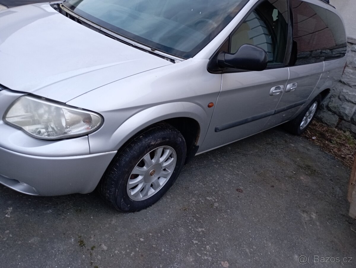 Chrysler Grand Voyager 2.8 crd - díly z celého vozu