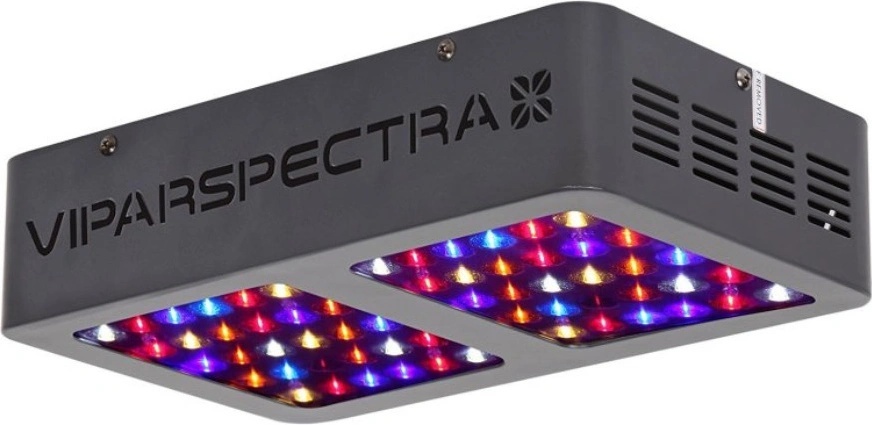 3X LED panely Viparspectra 2X V300, 1X V450,krátce používané