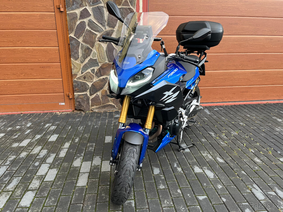 BMW F 900 XR