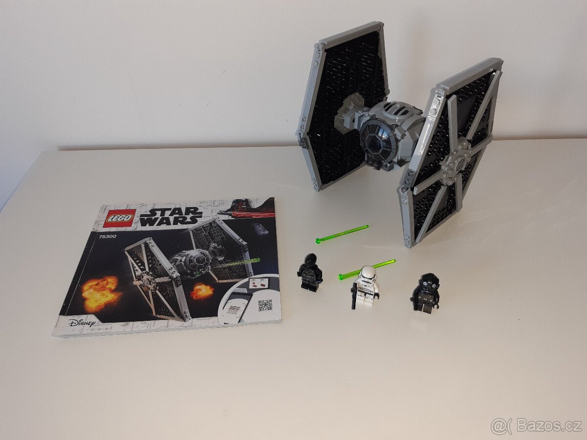 LEGO Star Wars 75300 Imperiální stíhačka TIE