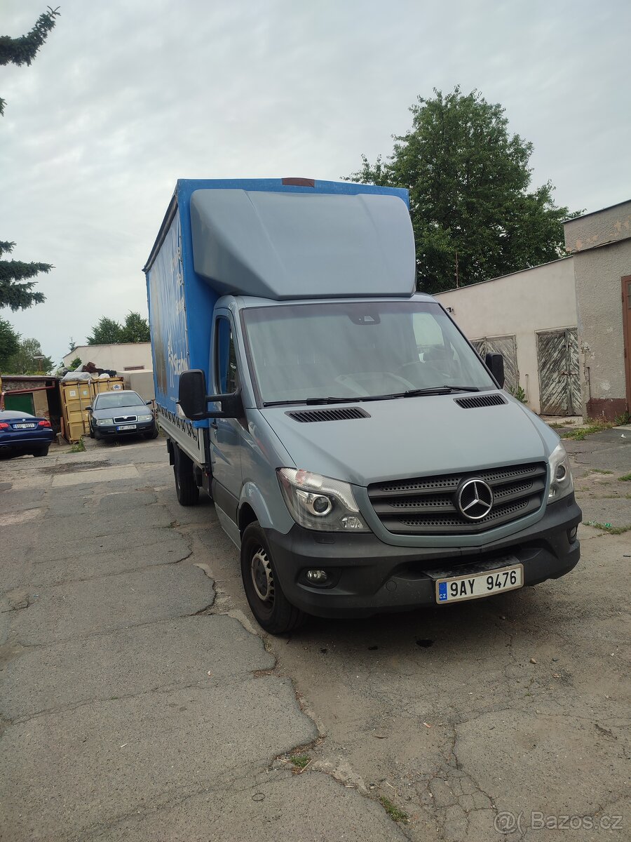 Mercedes Benz Sprinter