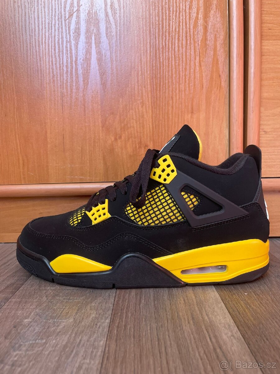 Jordan 4 yellow thunder