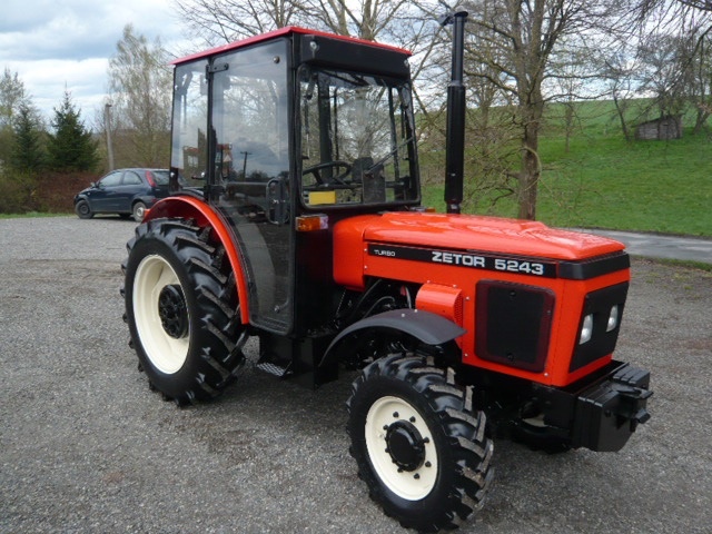 Zetor 5243 viniční