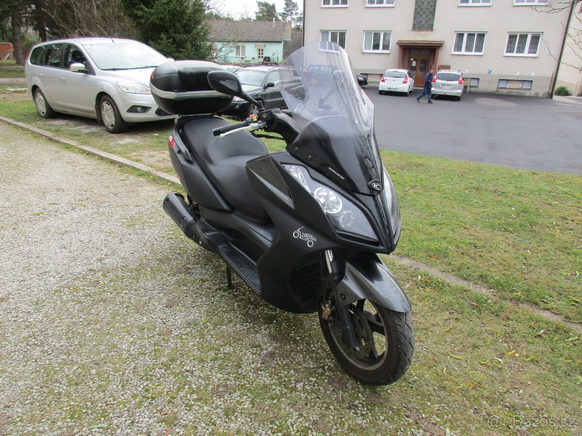 Prodam kymco Downtown 125