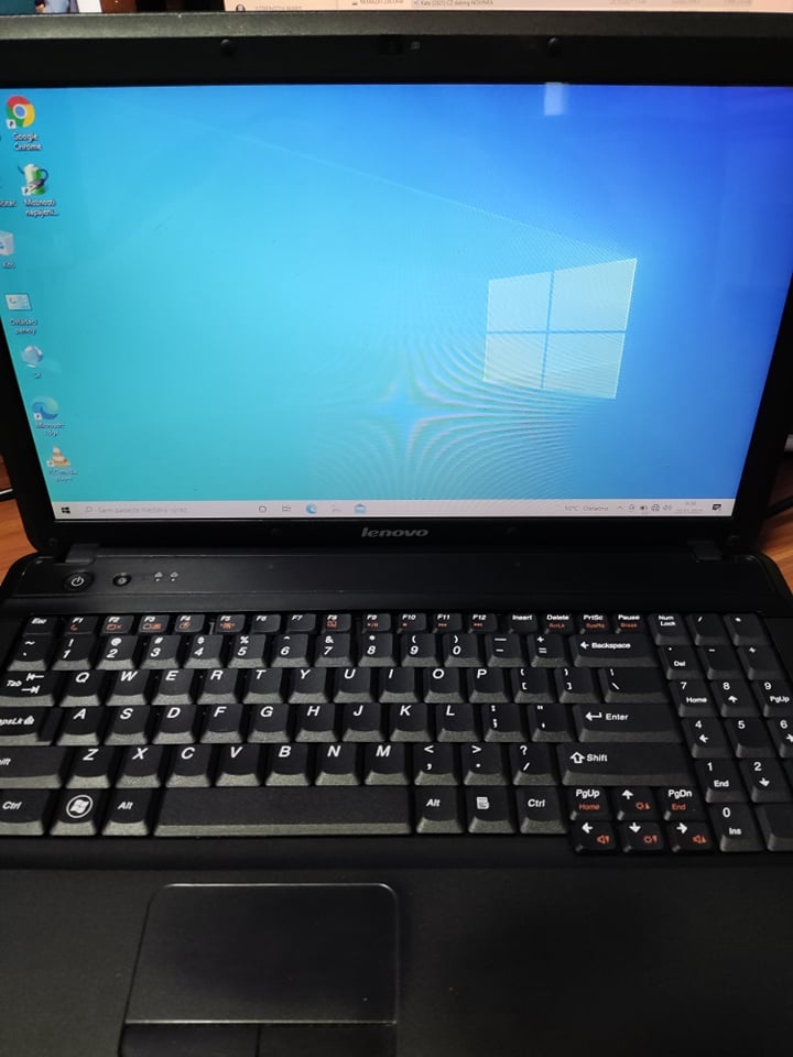 15,6" Lenovo G550 (2-jádro),6gb ddr3,SSD disk ,NOVA baterie