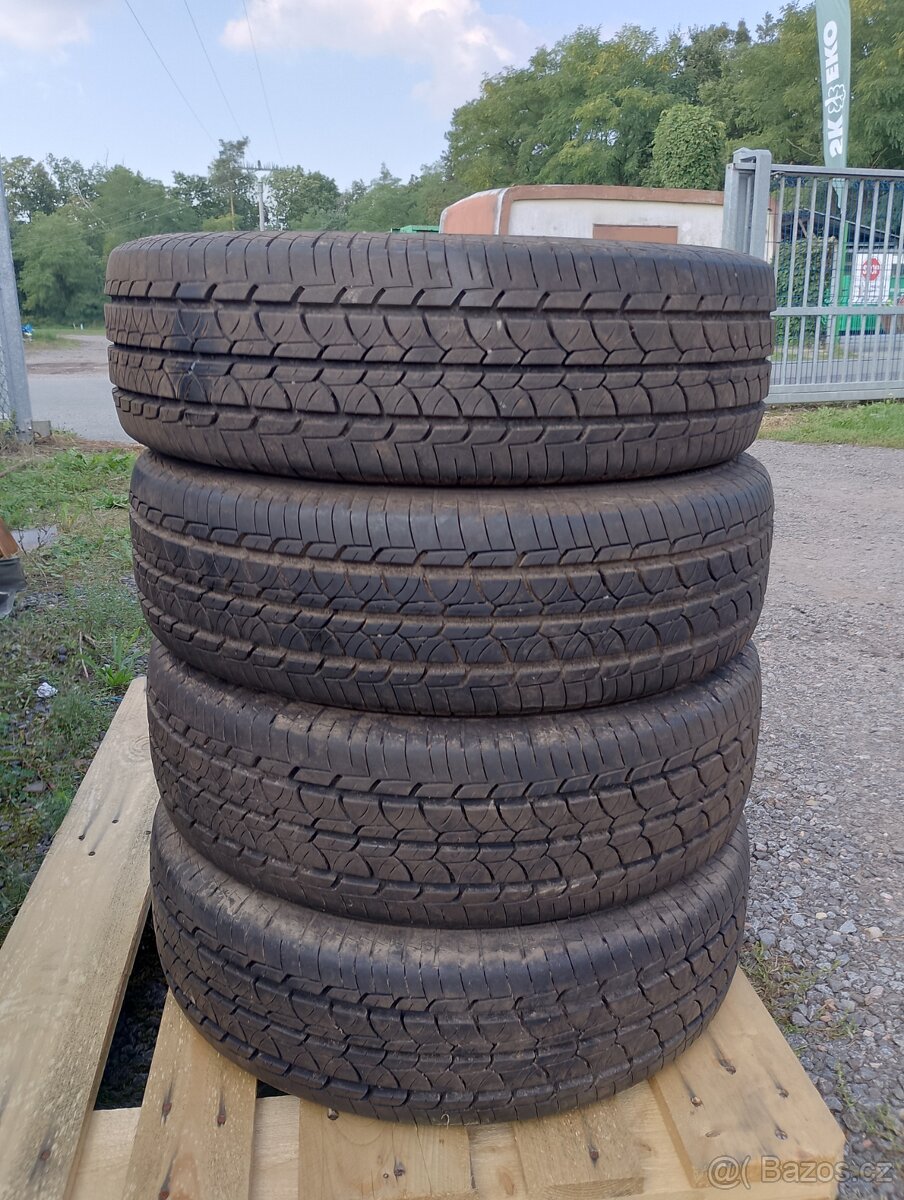 Zatezove pneu Barum 195/70 R15C