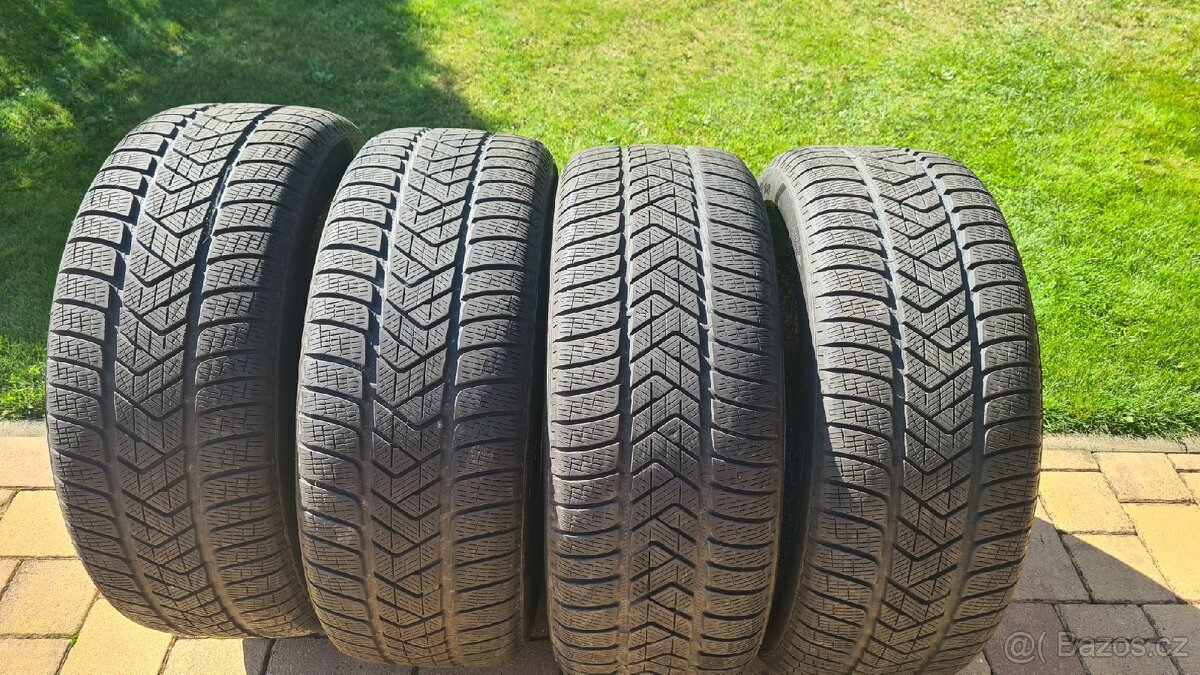 4KS ZIMNÍ PNEU PIRELLI 235/55 R18 104 H 6mm