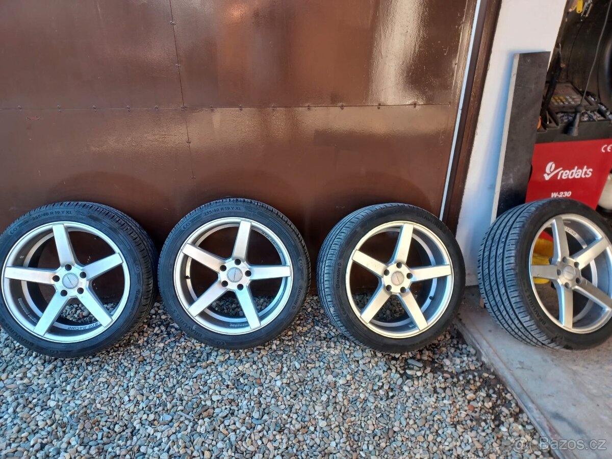 ALU kola 5x120 Vossen 255/40 R19