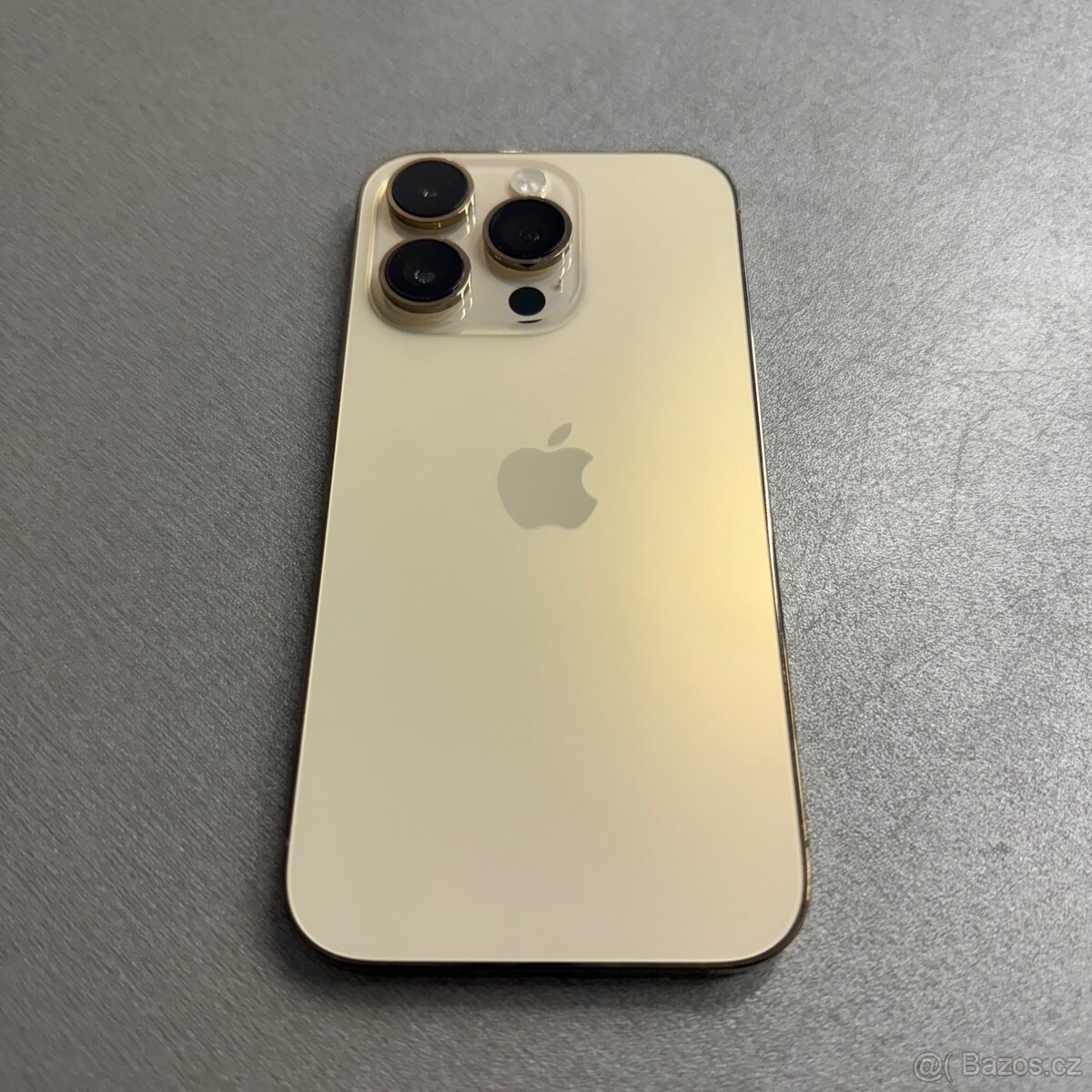 iPhone 14 Pro 256GB gold, pěkný stav, 12 měsíců záruka