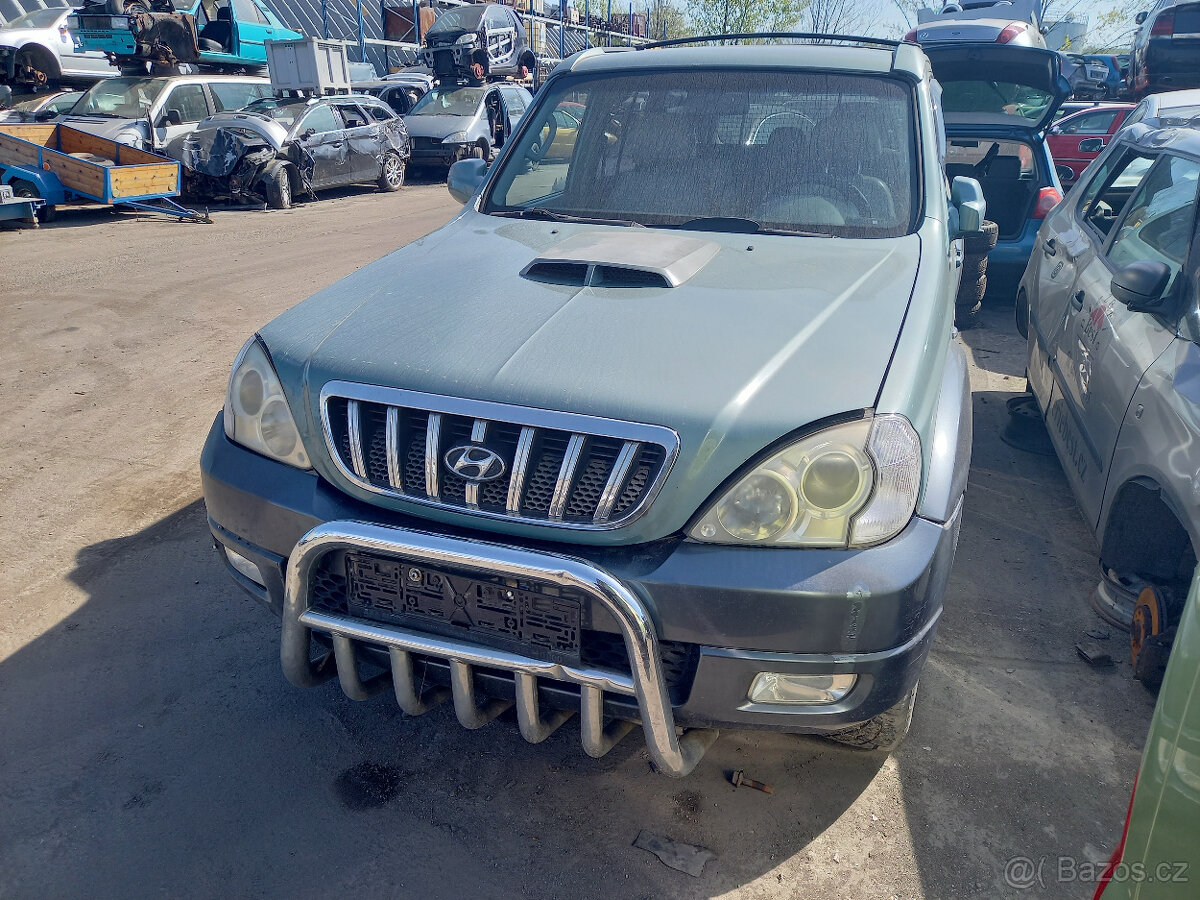 Hyundai Terracan 2.9 CRDi 4WD ( J3 ) 120kW r.2005 zelená