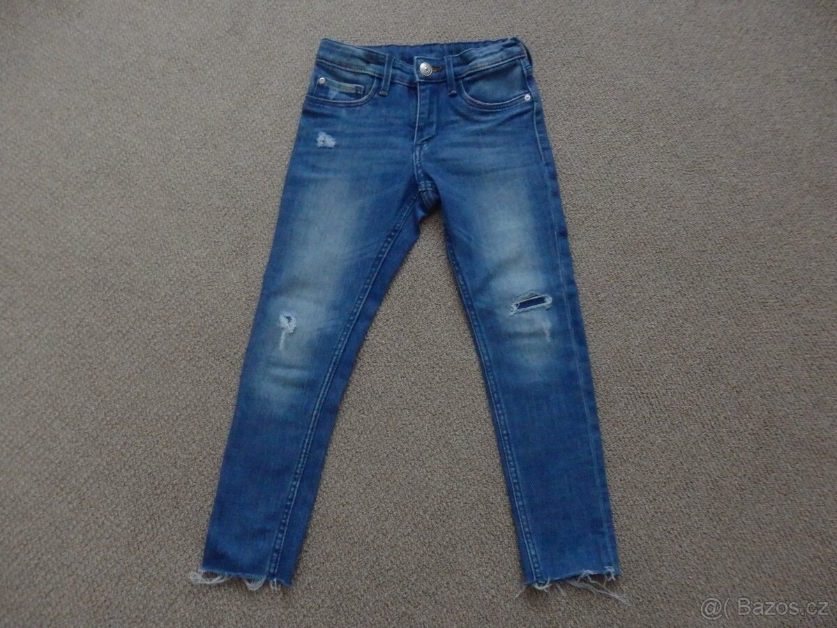 Džíny vel. 116 rifle trhané, skinny fit  H&M