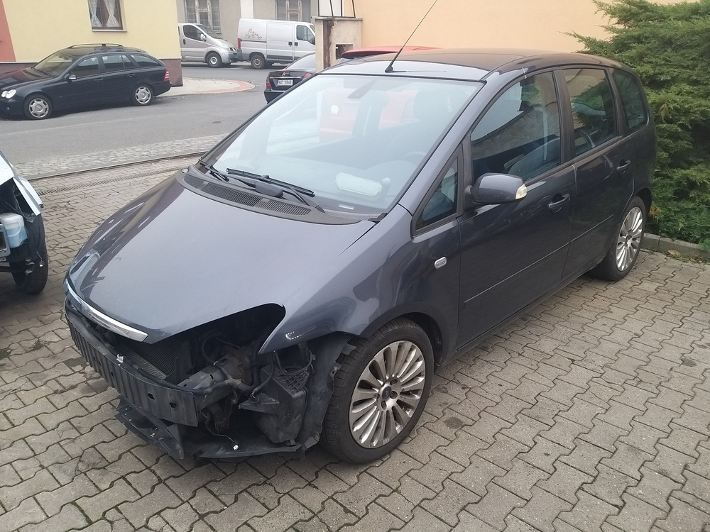 Ford C- max - použité náhradní díly z tohoto vozu