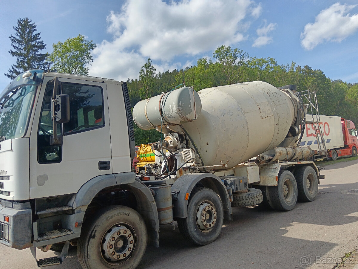 Iveco Eurotrakker 350 8x4 10 m3