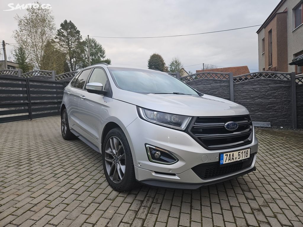 Ford Edge ST-Line 4x4 + tažné + druhé pneu