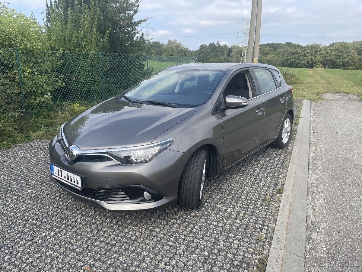 Toyota Auris 1.6 VVTi 97 kW + LPG