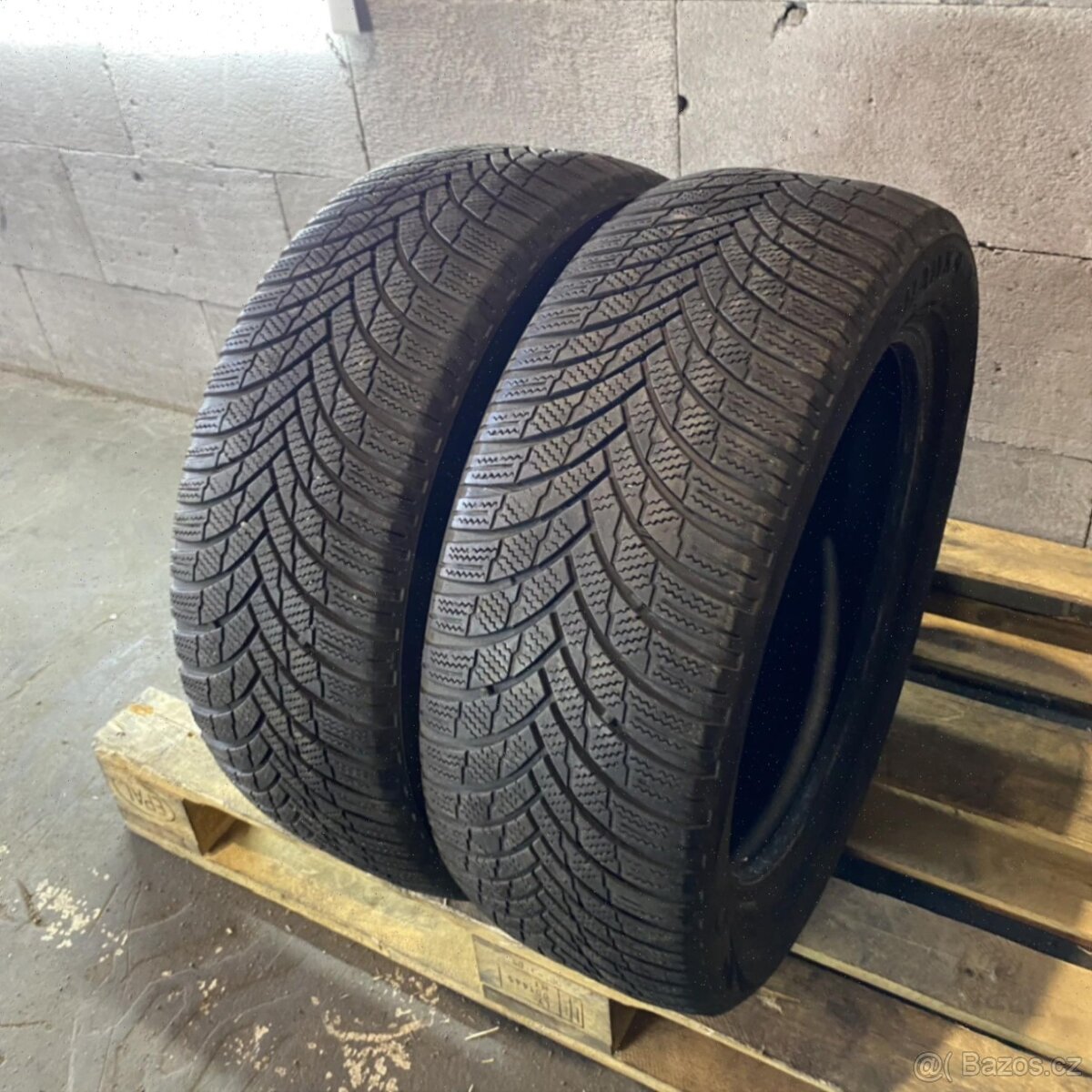 Zimní pneu 205/55 R17 95V Firestone 5mm