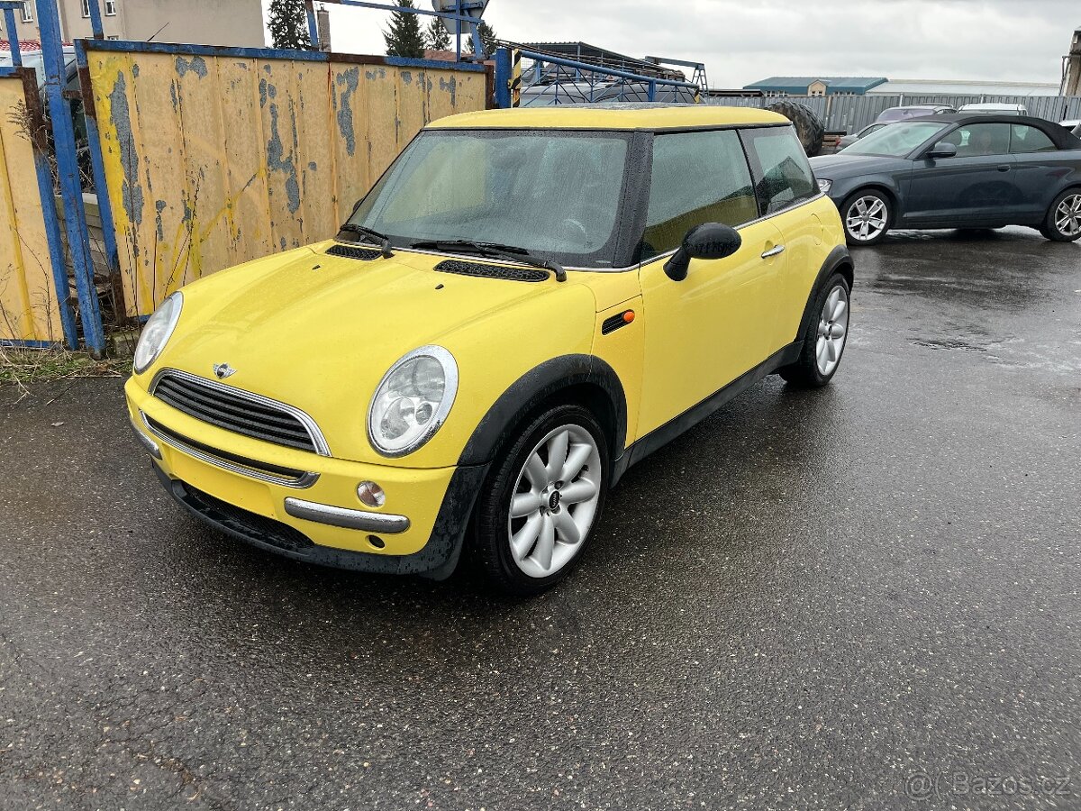 Mini Cooper 1.6 85 kW PANORAMA STŘECHA