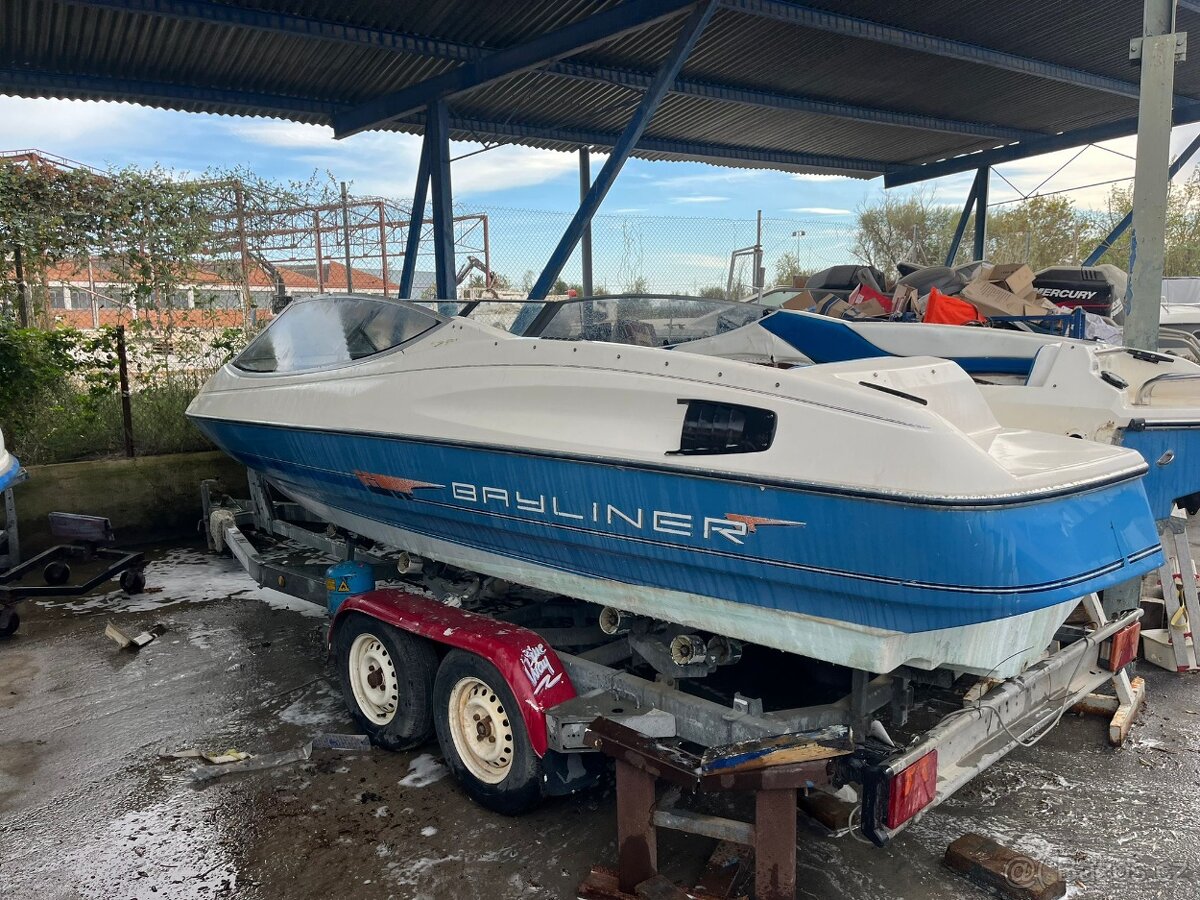 Bayliner Capri 2000CG, na zav.motor az 150hp