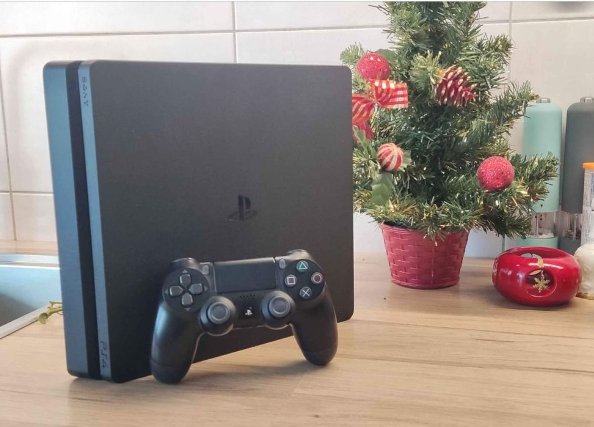 Playstation 4 Slim 1TB, PS4 Slim 1TB tichá vyčištěná