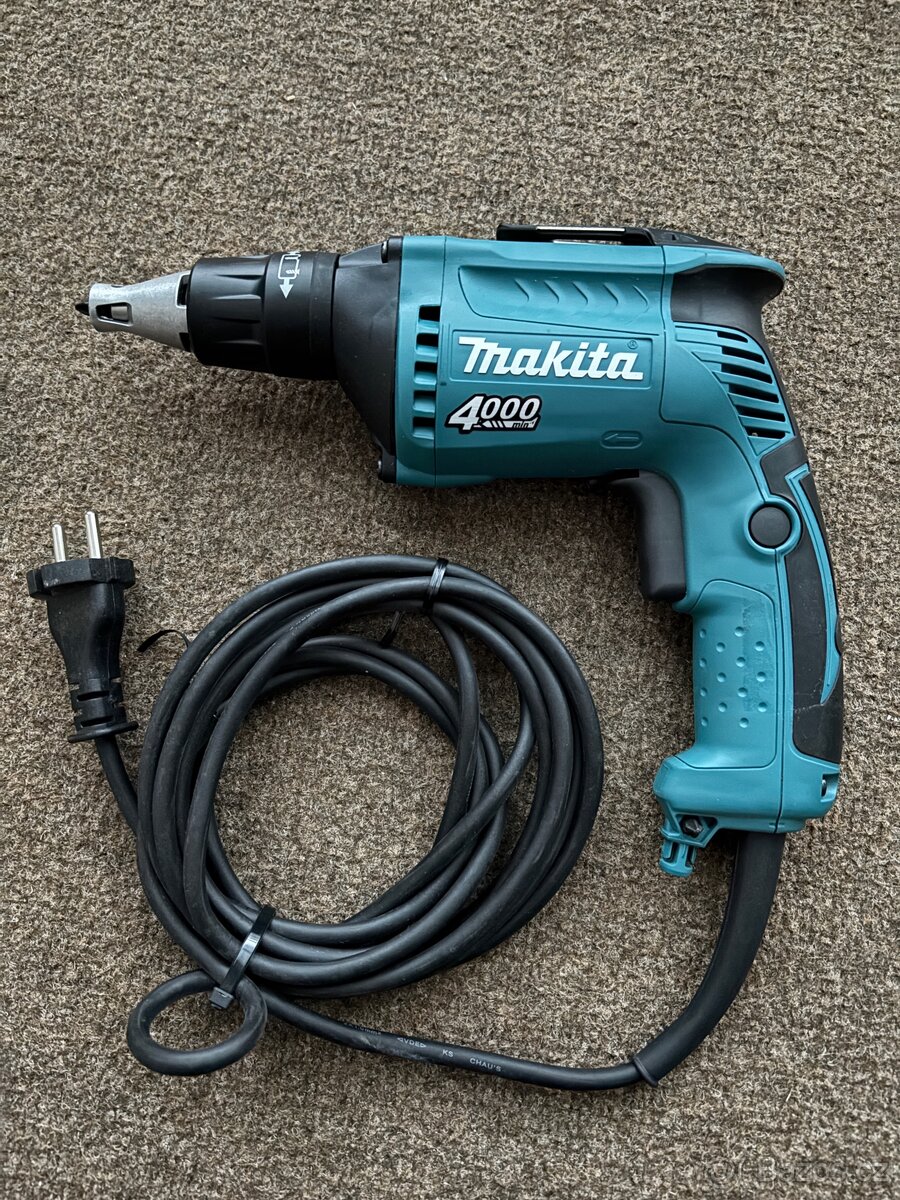 Elektronický šroubovák Makita FS4000