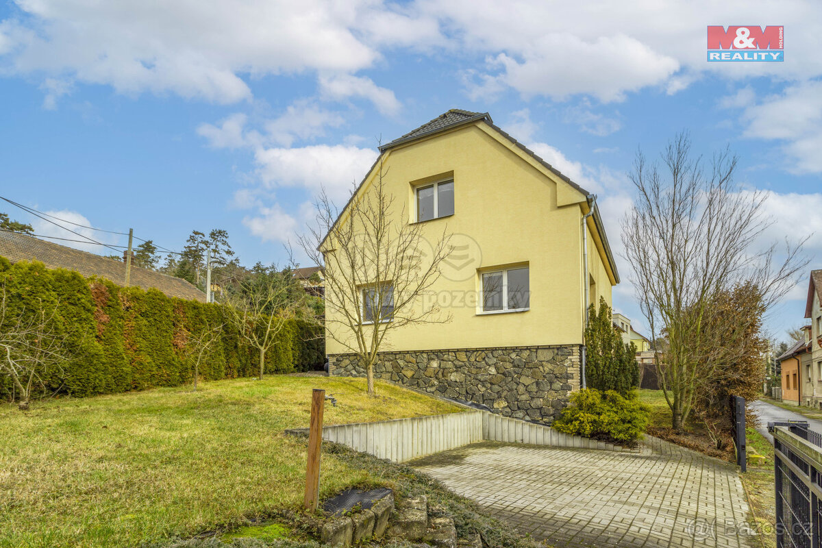 Prodej rodinného domu, 169 m², pozemek 712 m², Beroun