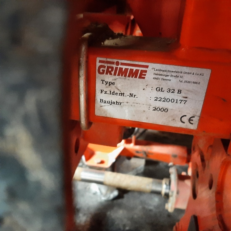 sazeč brambor Grimme GL 32 B