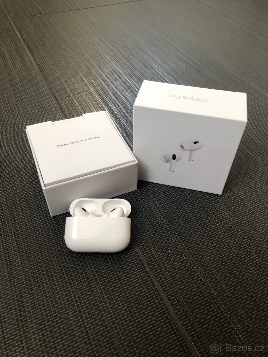 AirPods (2nd generation)