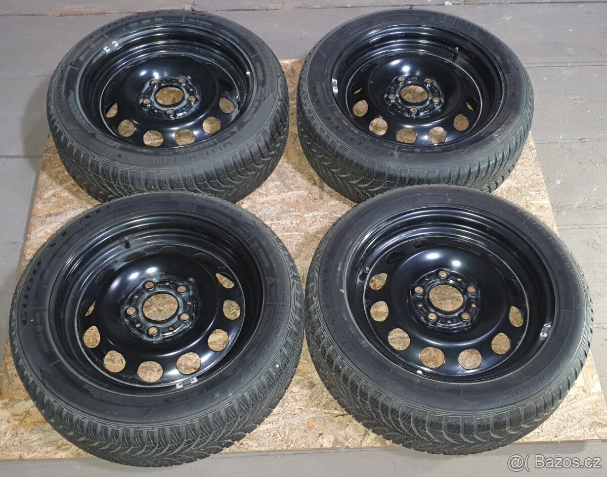 zimní pneu Goodyear 4x7mm 195/55 R16 s origo BMW disky