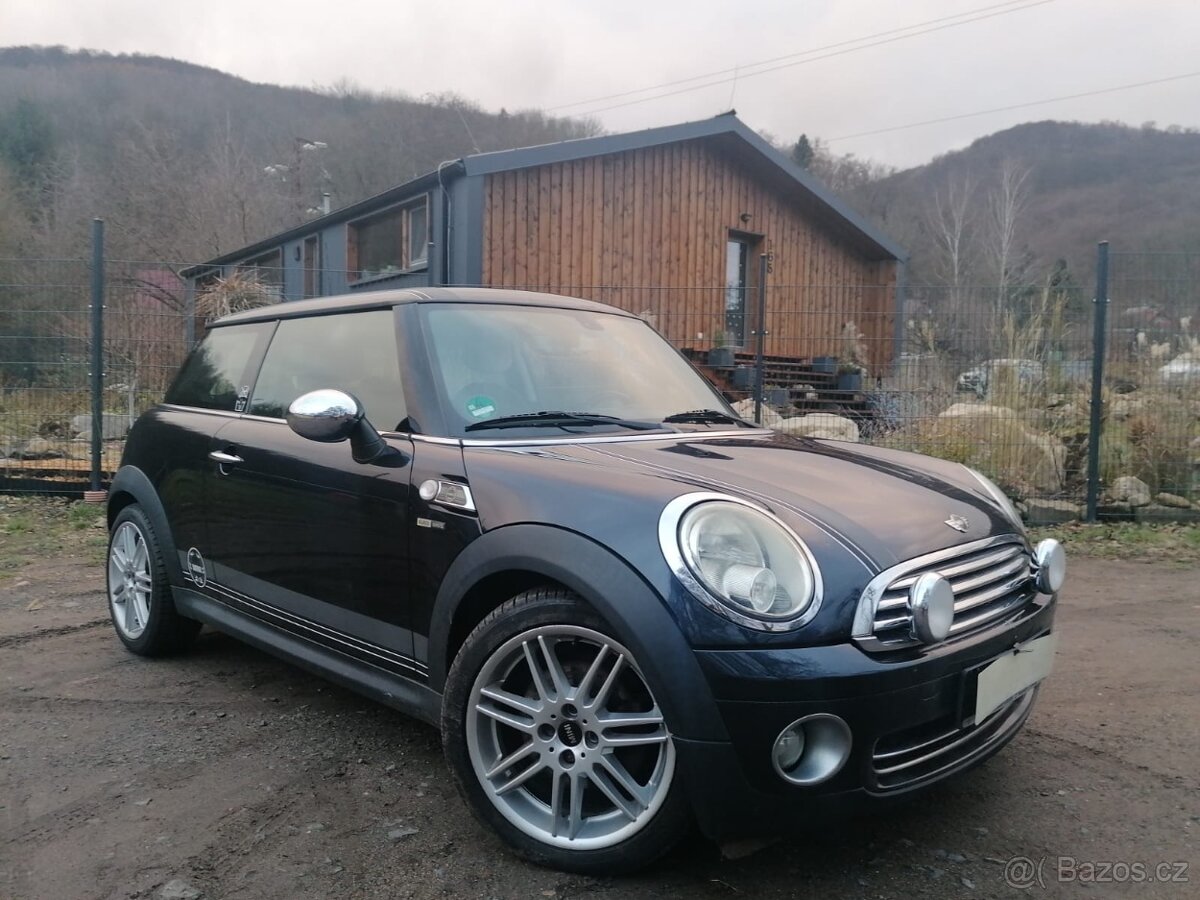 MINI COOPER ONE 1.6i PLNÝ SERVIS NAVIGACE